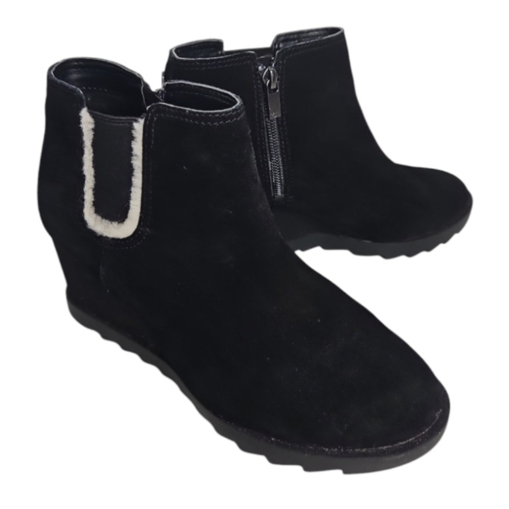 Koolaburra By Ugg Yonela Black Suede Leather Ankle Bootie Size 7